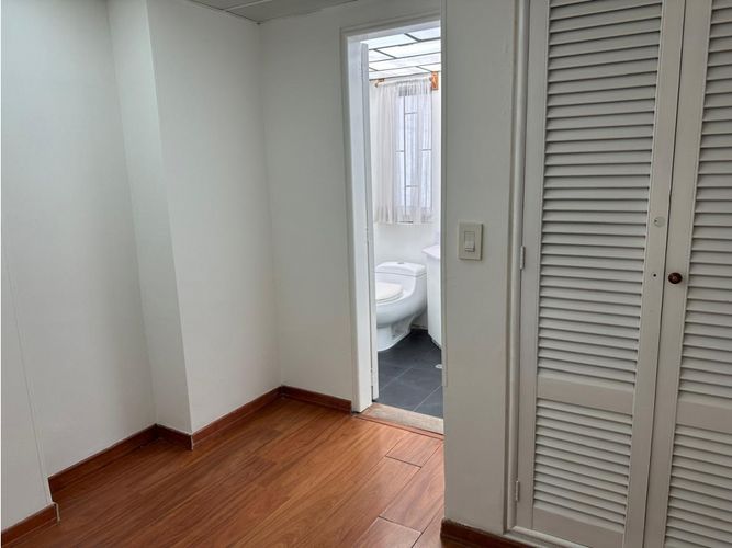 Apartamento de 3 alcobas en venta en Chico, Bogotá, 198 m² · foto 16 de 24