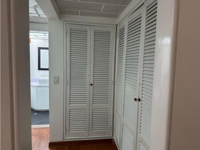 Apartamento de 3 alcobas en venta en Chico, Bogotá, 198 m² · foto 17 de 24
