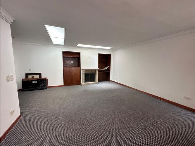 Apartamento de 3 alcobas en venta en Chico, Bogotá, 198 m² · foto 24 de 24