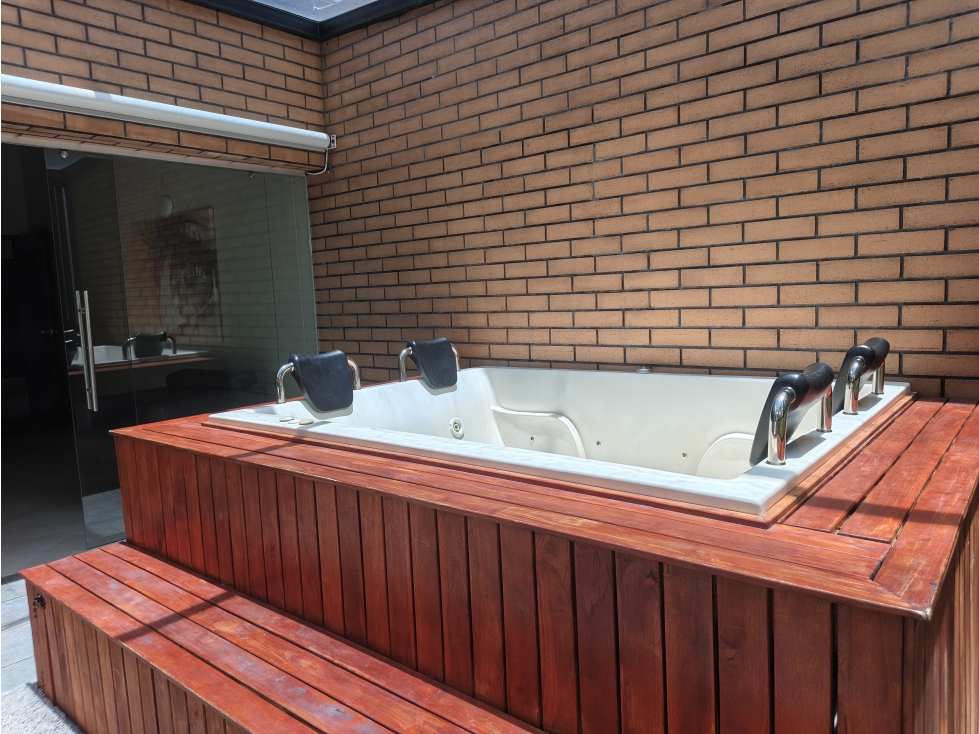 Apartamento en venta en Bosques De Zuñiga, Medellín · foto 3 de 24