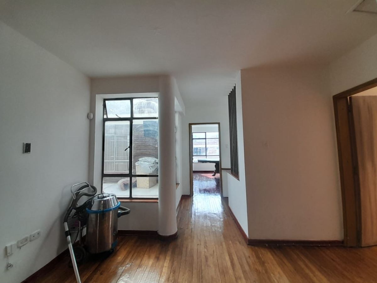 Casa en venta en La Soledad, Bogotá · foto 11 de 24