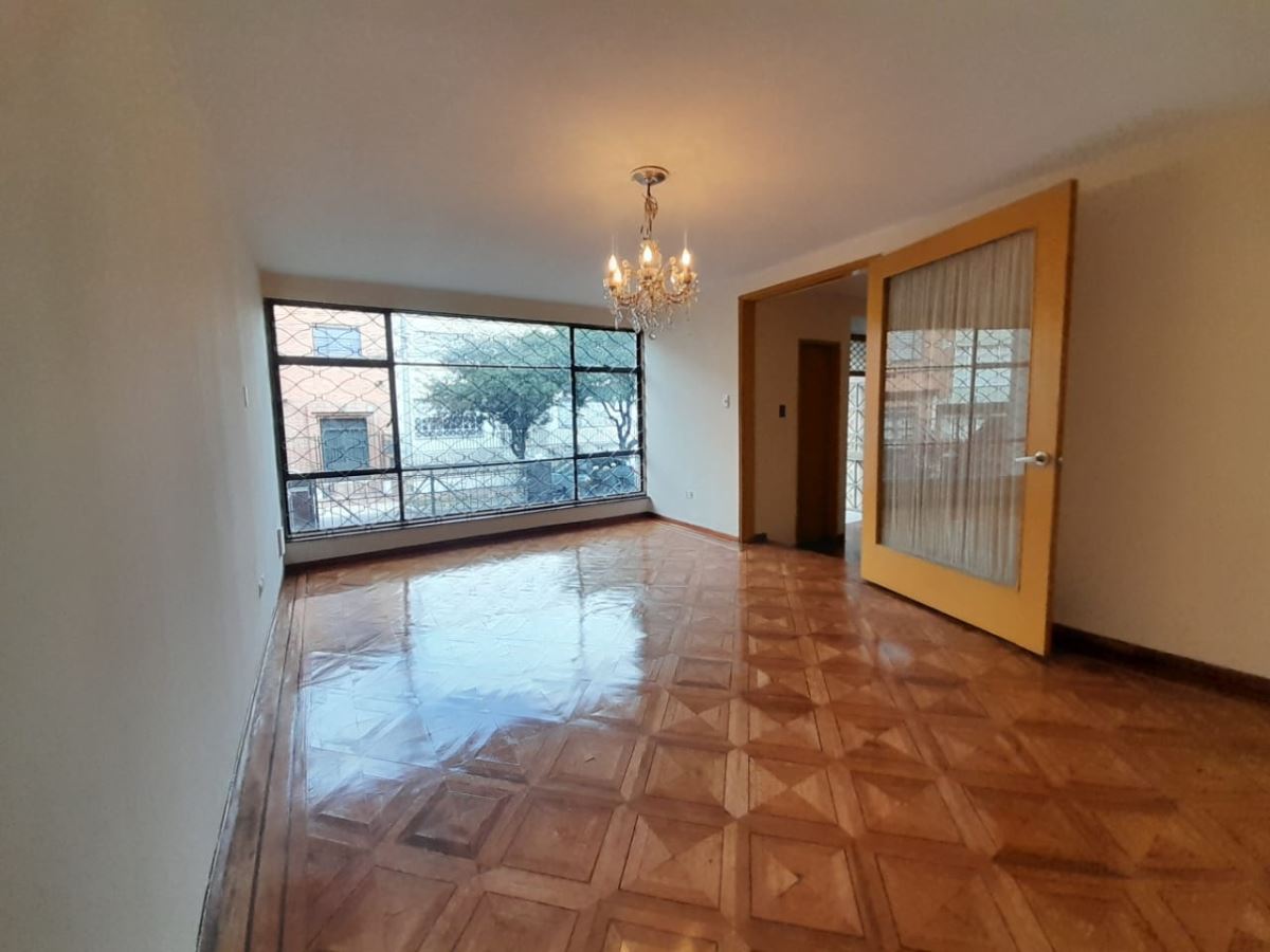 Casa en venta en La Soledad, Bogotá · foto 14 de 24
