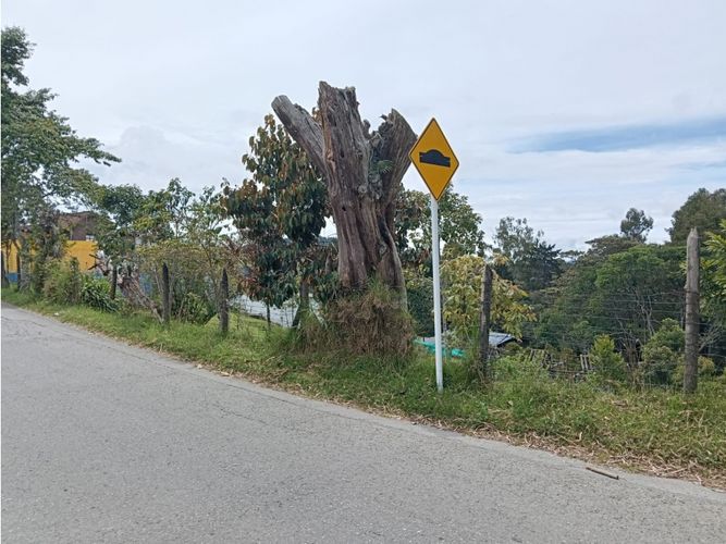 Lote en venta en Mesa, Envigado, 2700 m² · foto 20 de 22
