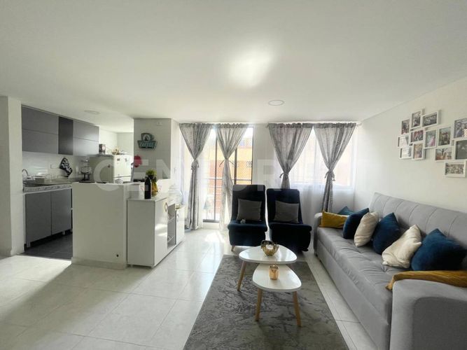 Apartamento de 3 alcobas en venta en Sietetrojes, Funza, 96 m² · foto 3 de 20