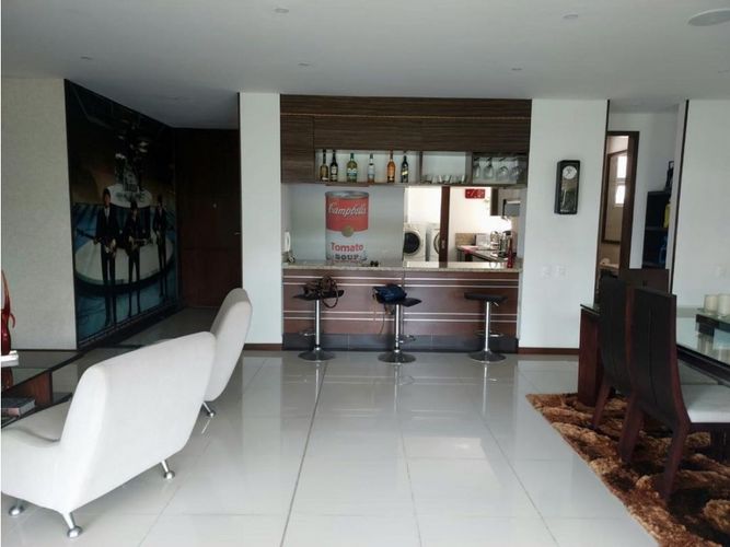 Apartamento de 4 alcobas en venta en Pance, Cali, 195 m² · foto 5 de 24