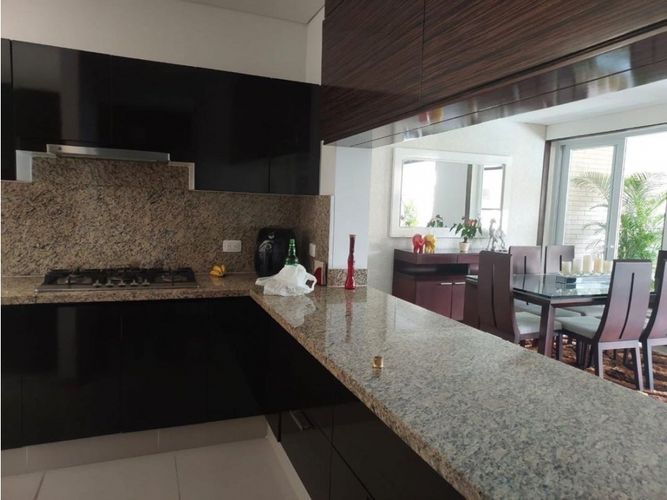 Apartamento de 4 alcobas en venta en Pance, Cali, 195 m² · foto 7 de 24