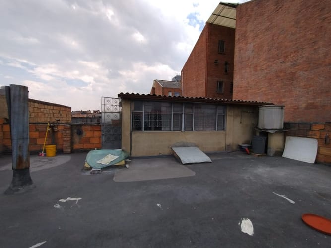 Casa de 6 alcobas en venta en Los Cerezos, Bogotá, 393 m² · foto 12 de 19