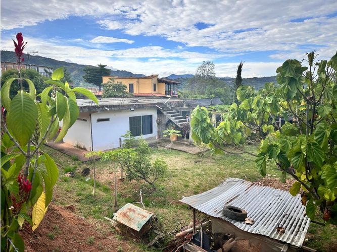 Finca en venta en La Reforma, Cali, 300 m² · foto 23 de 24