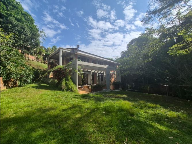Casa de 6 alcobas en venta en La Buitrera, Cali, 532 m² · foto 3 de 24