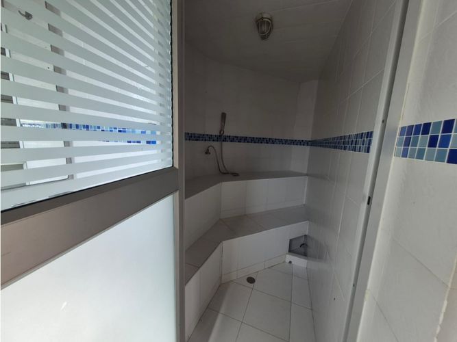 Casa de 6 alcobas en venta en La Buitrera, Cali, 532 m² · foto 6 de 24