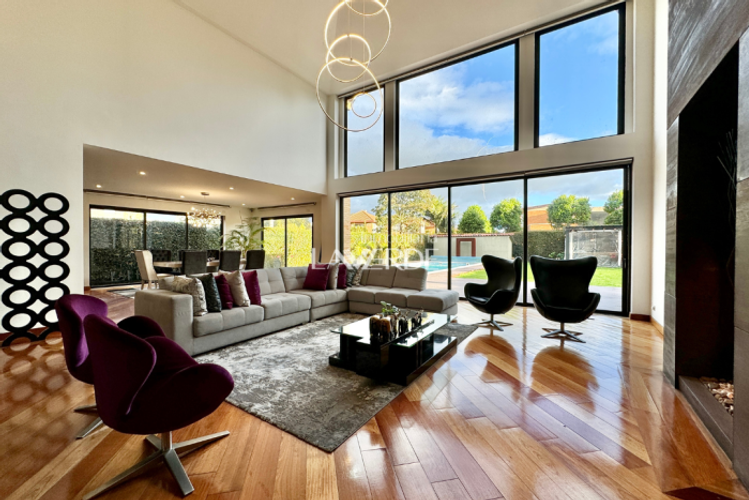 Casa de 7 alcobas en venta en Lagos De Torca, Bogotá, 800 m² · foto 5 de 24