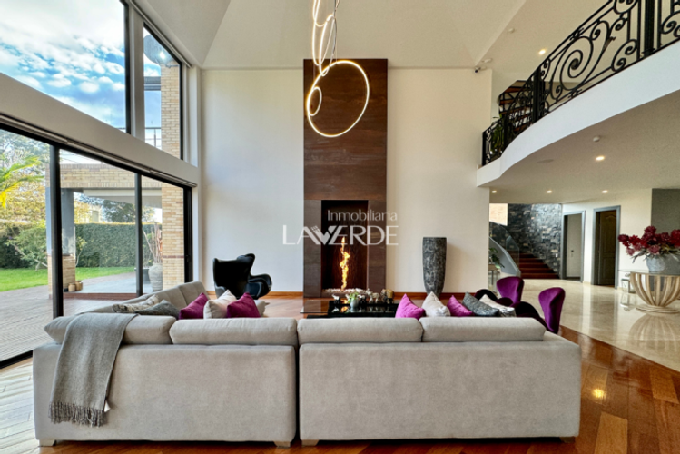 Casa de 7 alcobas en venta en Lagos De Torca, Bogotá, 800 m² · foto 6 de 24