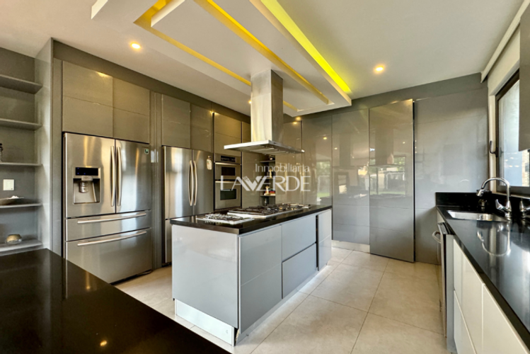 Casa de 7 alcobas en venta en Lagos De Torca, Bogotá, 800 m² · foto 9 de 24