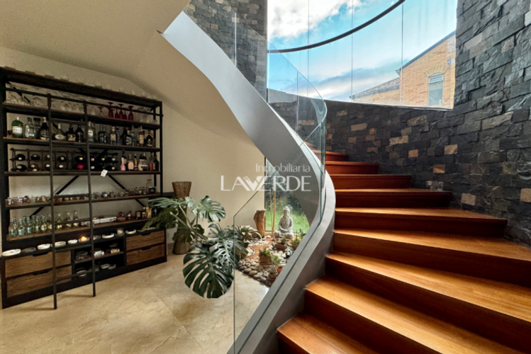 Casa de 7 alcobas en venta en Lagos De Torca, Bogotá, 800 m² · foto 16 de 24