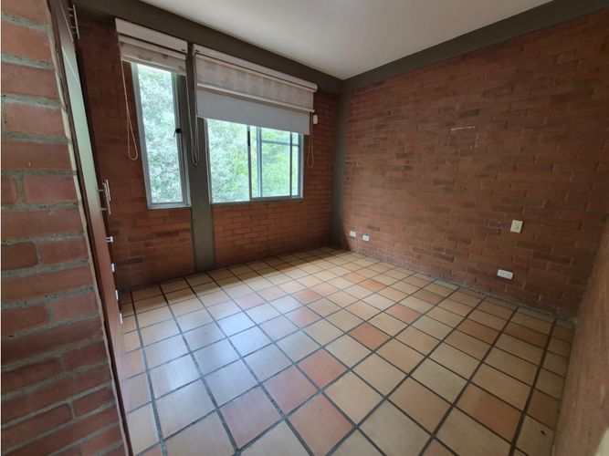 Casa de 6 alcobas en venta en La Buitrera, Cali, 532 m² · foto 19 de 24