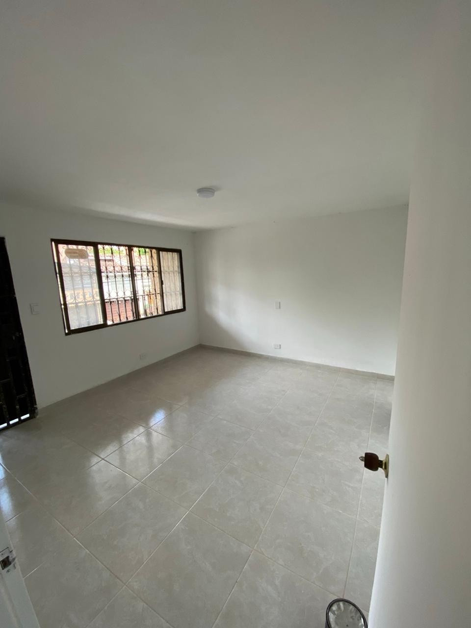 Casa en Arriendo en Los colores, Medellín