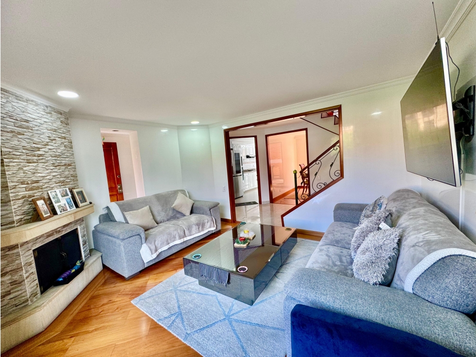 Casa en venta en Colina Campestre, Bogotá · foto 11 de 24