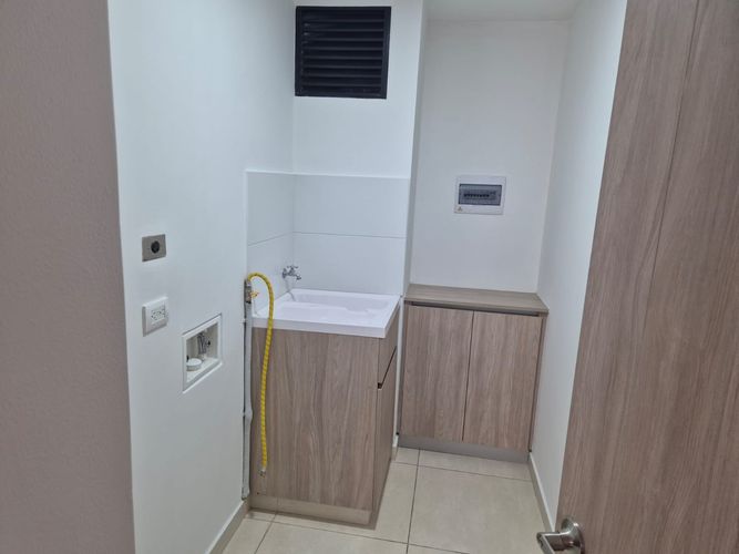 Apartamento en venta en Ciudad Salitre, Bogotá · foto 8 de 12