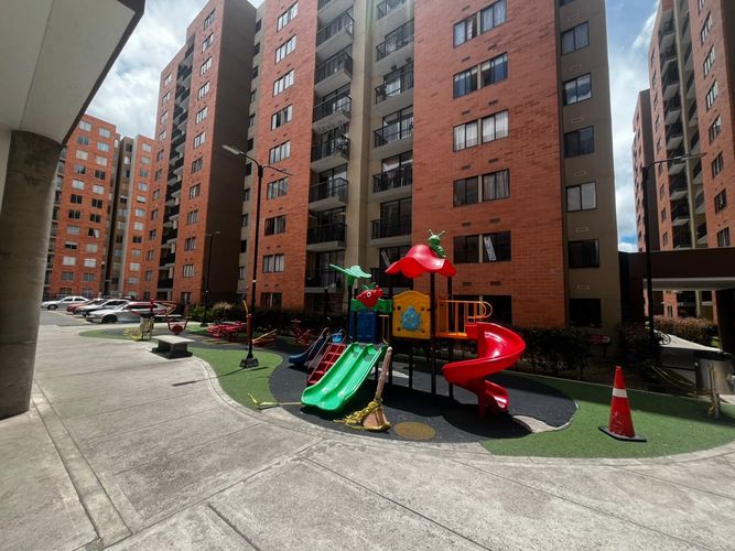 Apartamento de 3 alcobas en arriendo en Conjunto Residencial Boreal, Madrid, 64 m² · foto 23 de 24