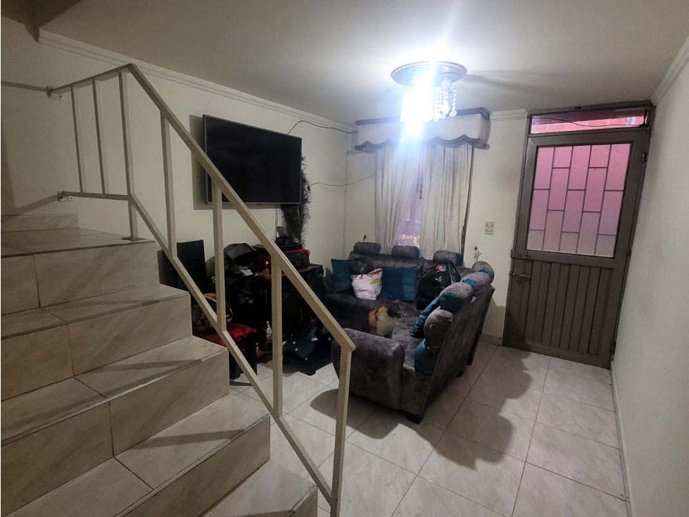 Casa en venta en Cr Puerto Azul, Mosquera · foto 2 de 19