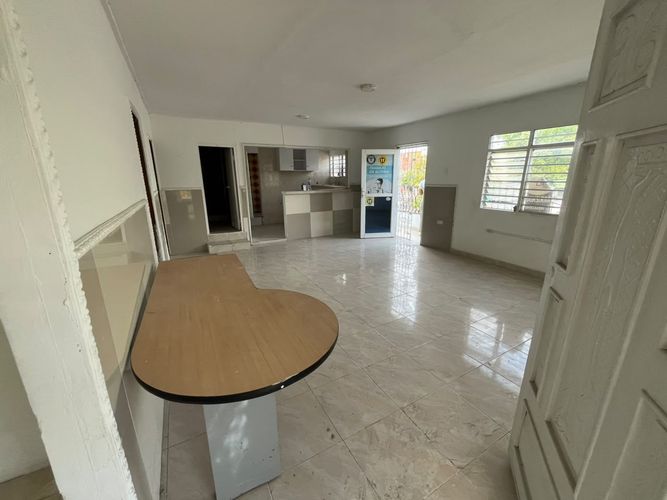 Casa de 12 alcobas en venta en Republica Del Libano, Cartagena, 480 m² · foto 6 de 23