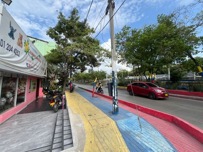 Casa de 12 alcobas en venta en Republica Del Libano, Cartagena, 480 m² · foto 3 de 23