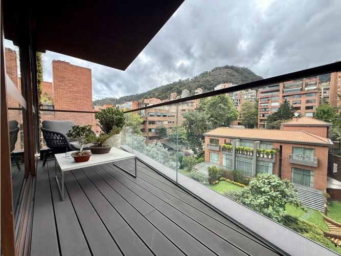 Apartamento de 3 alcobas en venta en Los Rosales, Bogotá, 326 m² · foto 5 de 13