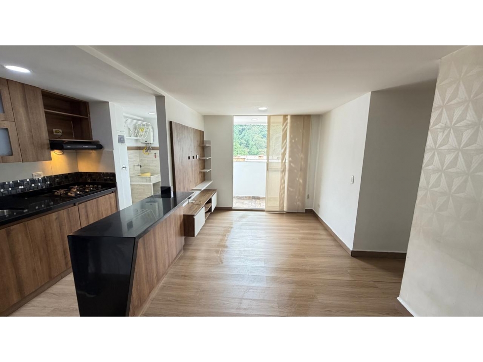 Apartamento en Arriendo en Loma de San Jose, Sabaneta