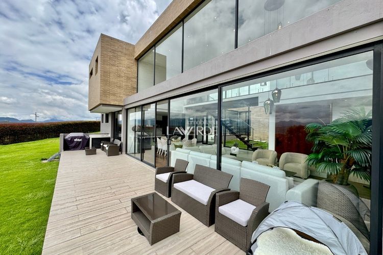 Casa de 4 alcobas en venta en San Gabriel, Sopó, 450 m² · foto 3 de 24