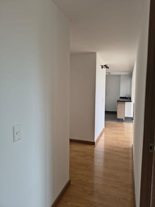 Apartamento de 3 alcobas en venta en Conjunto Residencial Paramillo, Madrid, 67 m² · foto 9 de 17