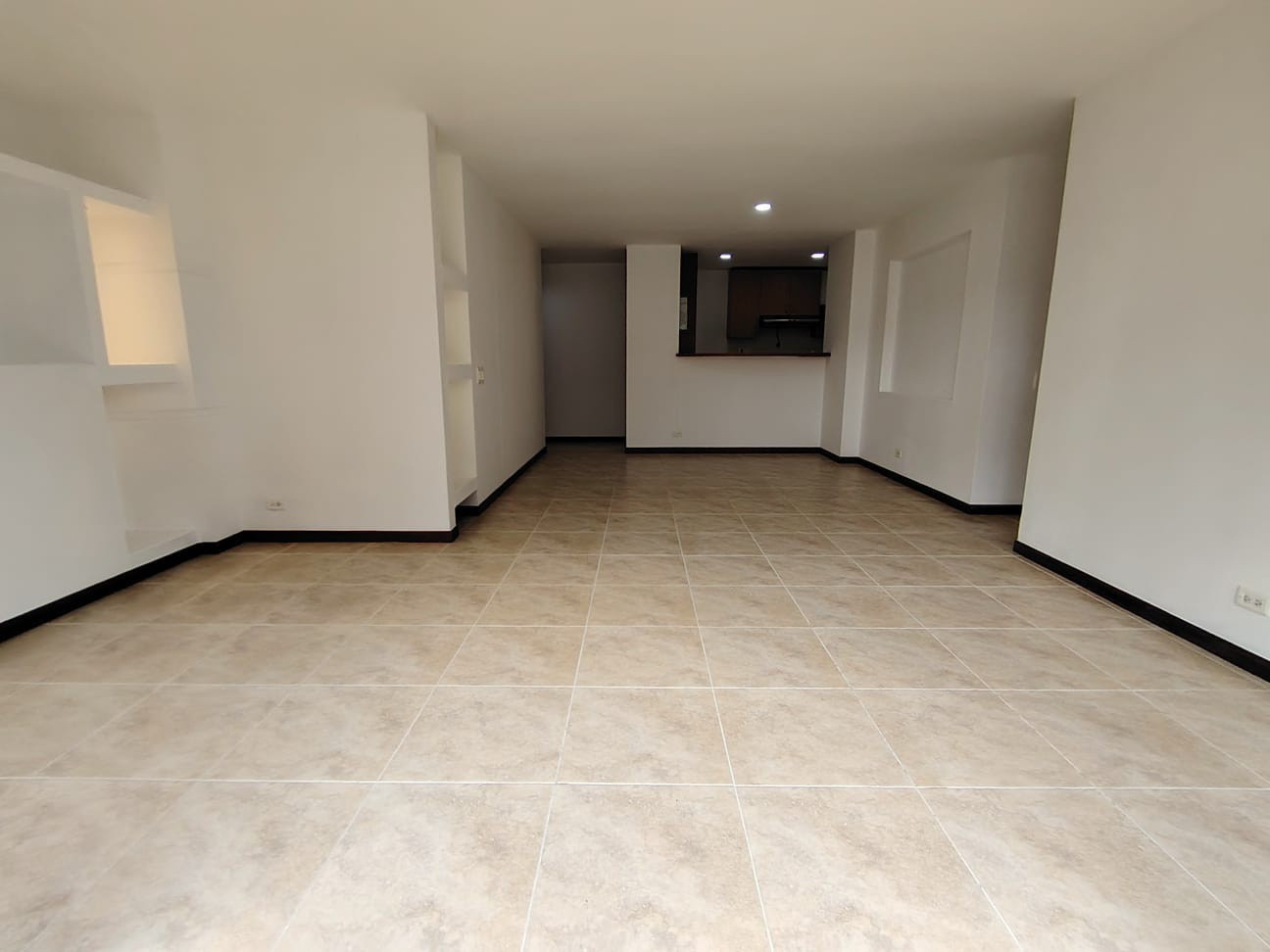 Apartamento en venta en La Frontera, Envigado · foto 8 de 24
