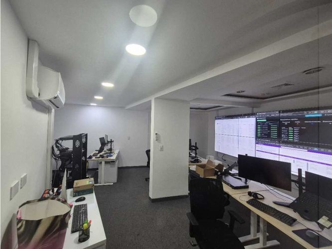 Oficina en arriendo en San Pedro, Cali, 362 m² · foto 3 de 24