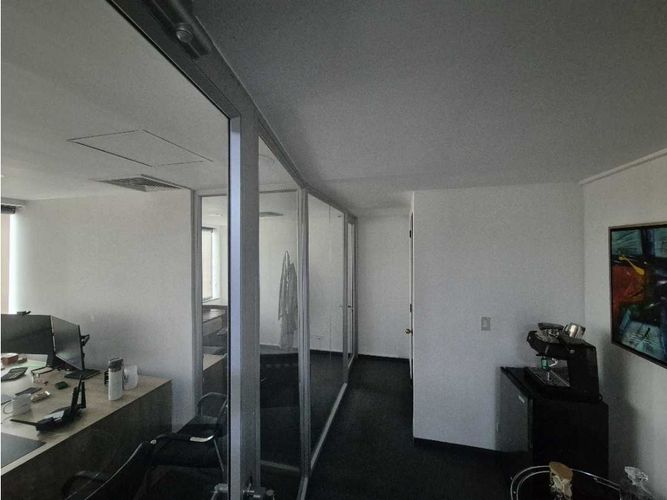 Oficina en arriendo en San Pedro, Cali, 362 m² · foto 18 de 24