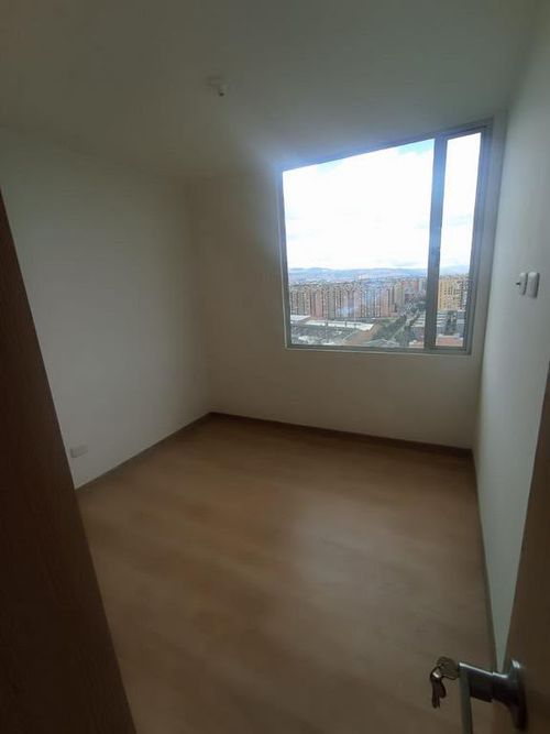 Apartamento de 3 alcobas en venta en Lagos De Cordoba, Bogotá, 52 m² · foto 10 de 16