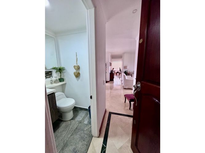 Apartamento de 3 alcobas en venta en El Diamante No. 2, Medellín, 128 m² · foto 6 de 24
