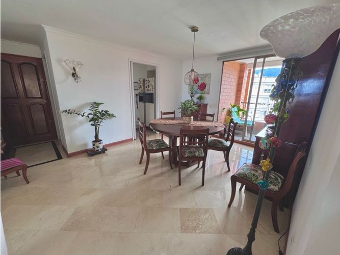 Apartamento de 3 alcobas en venta en El Diamante No. 2, Medellín, 128 m² · foto 8 de 24
