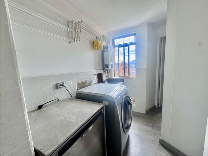 Apartamento de 3 alcobas en venta en El Diamante No. 2, Medellín, 128 m² · foto 13 de 24