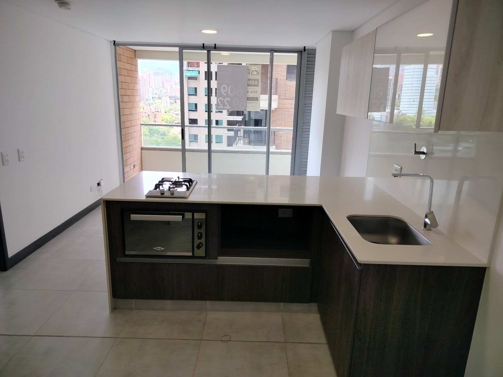 Apartaestudio en Arriendo en Ciudad del Río, Medellín