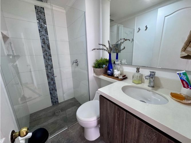 Apartamento de 3 alcobas en venta en El Diamante No. 2, Medellín, 128 m² · foto 16 de 24