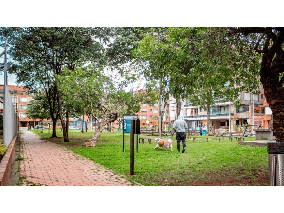 Apartamento en venta en Santa Barbara, Bogotá · foto 13 de 16