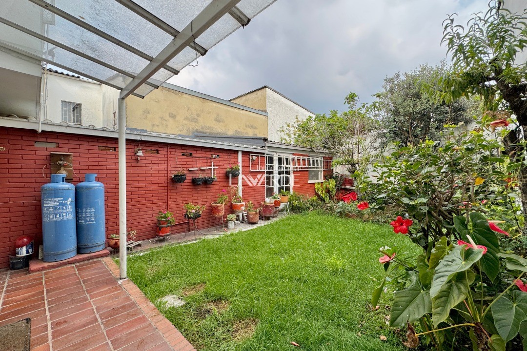 Casa en venta en Barrios Unidos, Bogotá · foto 10 de 24