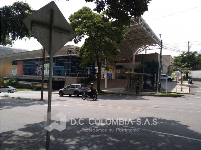 Local en venta en San Agustin Suramerica, La Estrella, 99 m² · foto 2 de 17