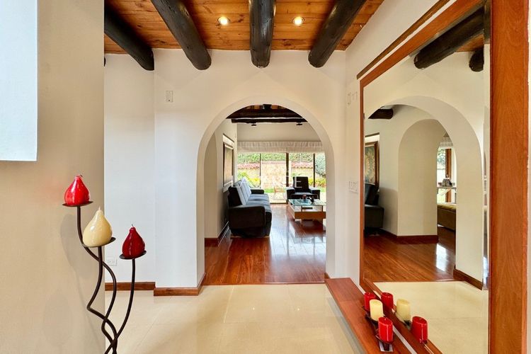 Casa de 3 alcobas en venta en San Jose De Bavaria, Bogotá, 260 m² · foto 4 de 24