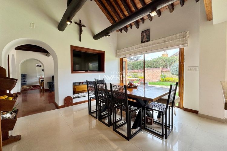 Casa de 3 alcobas en venta en San Jose De Bavaria, Bogotá, 260 m² · foto 12 de 24