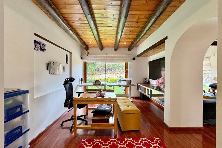Casa de 3 alcobas en venta en San Jose De Bavaria, Bogotá, 260 m² · foto 14 de 24
