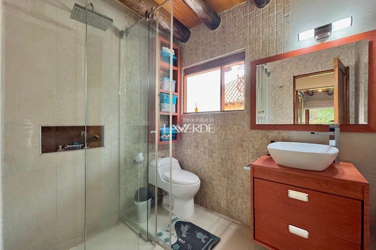 Casa de 3 alcobas en venta en San Jose De Bavaria, Bogotá, 260 m² · foto 17 de 24