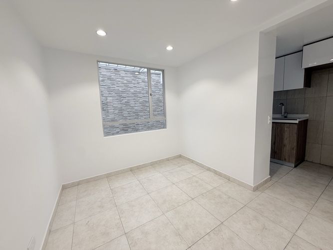 Casa de 3 alcobas en venta en Conjunto Residencial Villas De Alcala, Madrid, 92 m² · foto 9 de 14