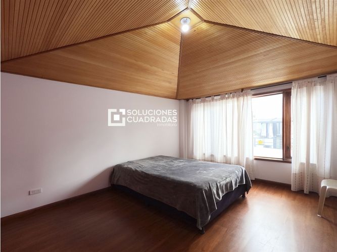 Casa de 3 alcobas en venta en Centro, Sopó, 220 m² · foto 10 de 14