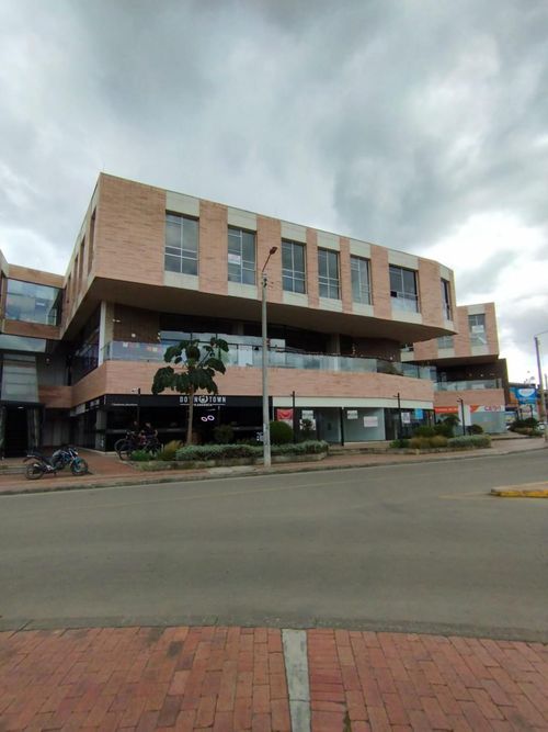 Local en arriendo en Laura Vicuña, Chía, 24 m² · foto 2 de 15