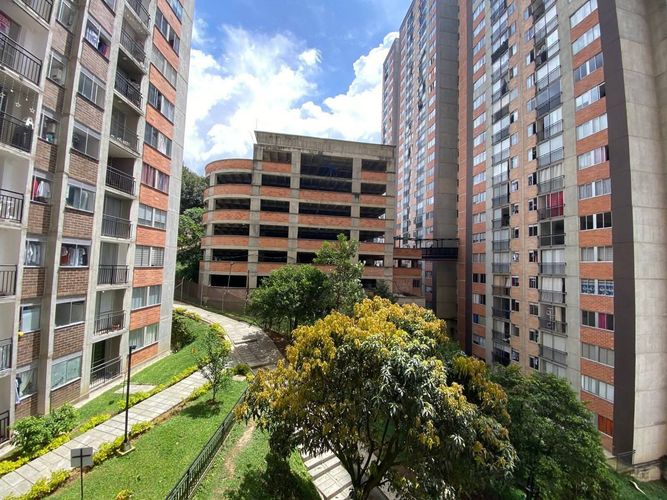 Apartamento de 2 alcobas en venta en Loma De La Doctora, Sabaneta, 59 m² · foto 9 de 24